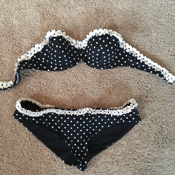 Victoria secret polka dot swimsuit top - Picture 2 of 2